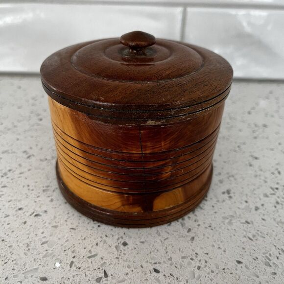 Vintage Hand Turned Wooden Ribbed Trinket Jewelry Box & Lid Handmade 4” READ - Picture 2 of 8
